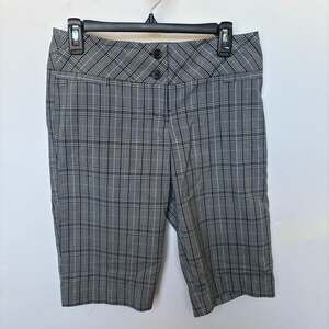 Maurices Plaid Bermuda Shorts Size 5/6 Black White Gray Metallic Stretch